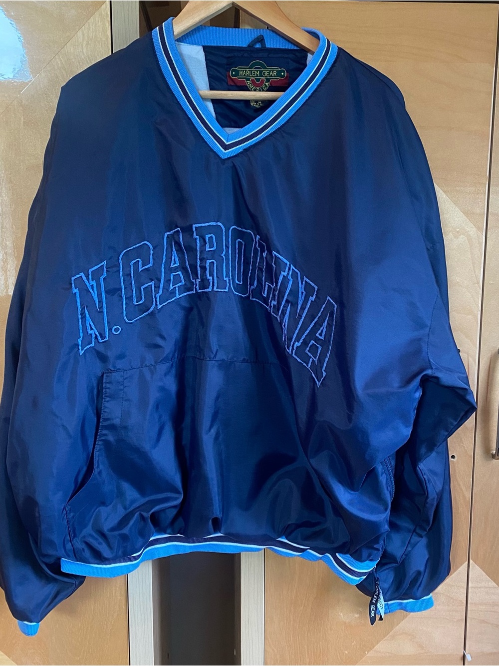 VTG Harlem Gear North Carolina Nylon Pullover Windbreaker Size XL navy Blue